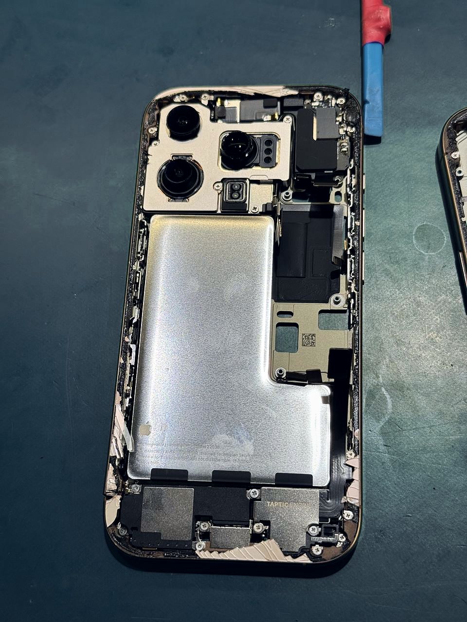 Ремонт iPhone в мастерской Apple Duma